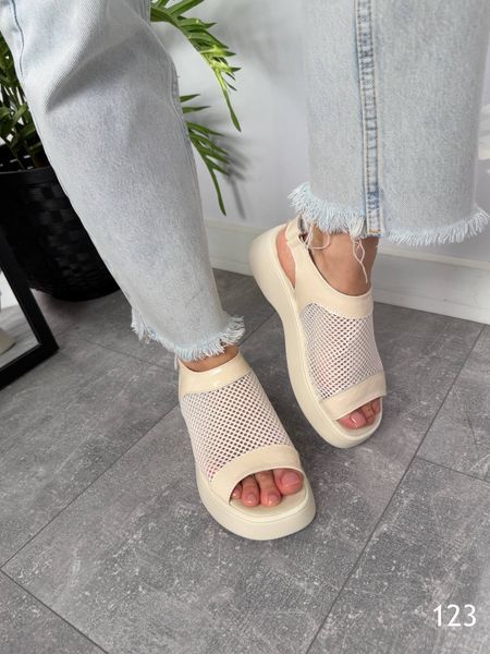 Кожаные босоножки на платформе Т123 фото