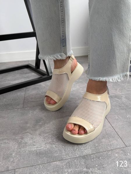 Кожаные босоножки на платформе Т123 фото