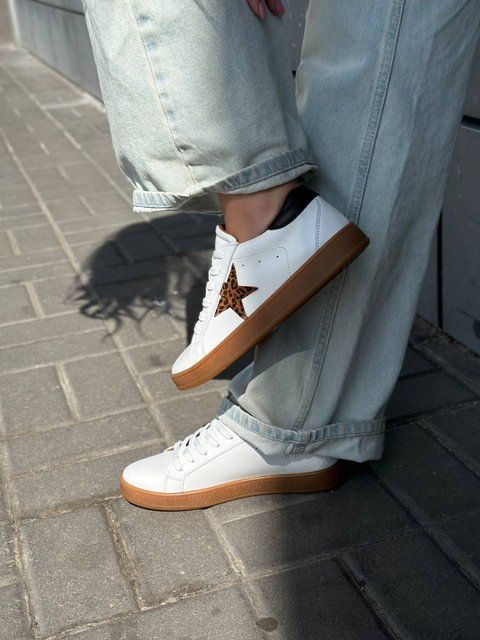 Белые кожаные кеды с замшевыми вставками В9411 фото